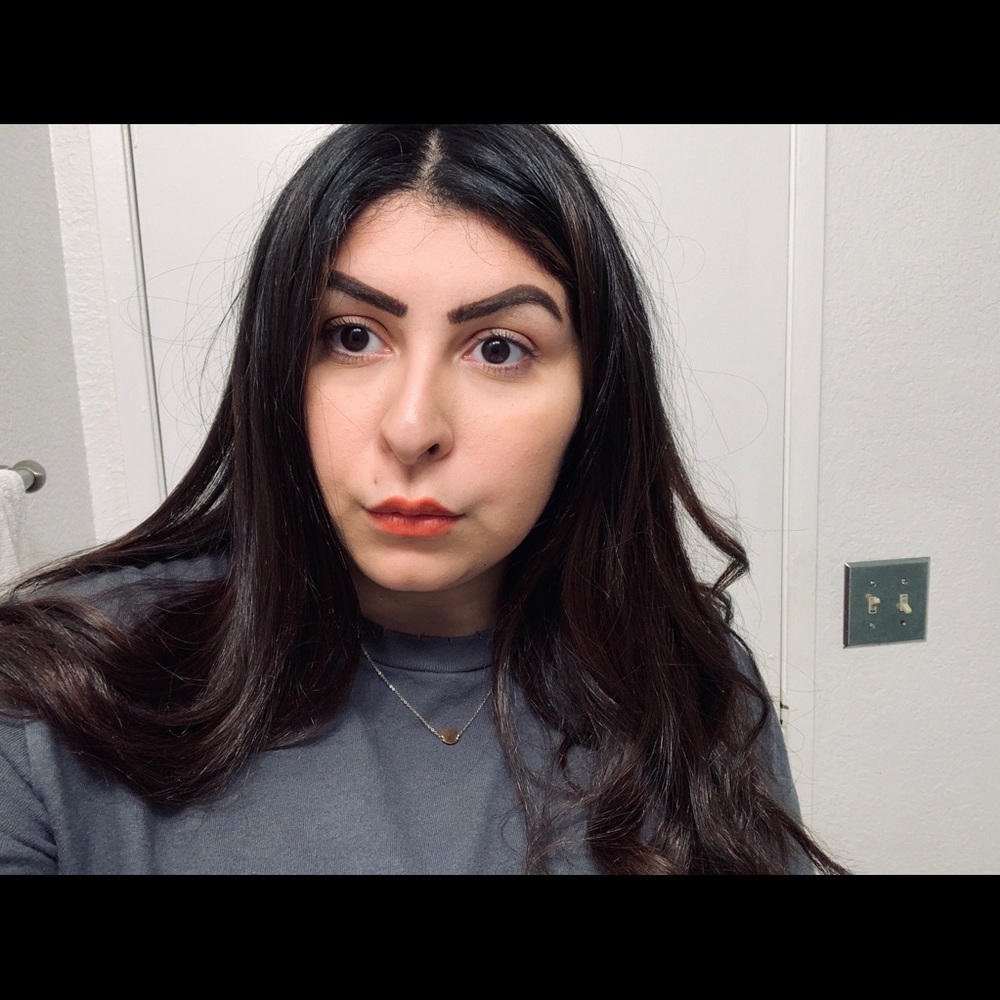 Meet your Posher, Angelina